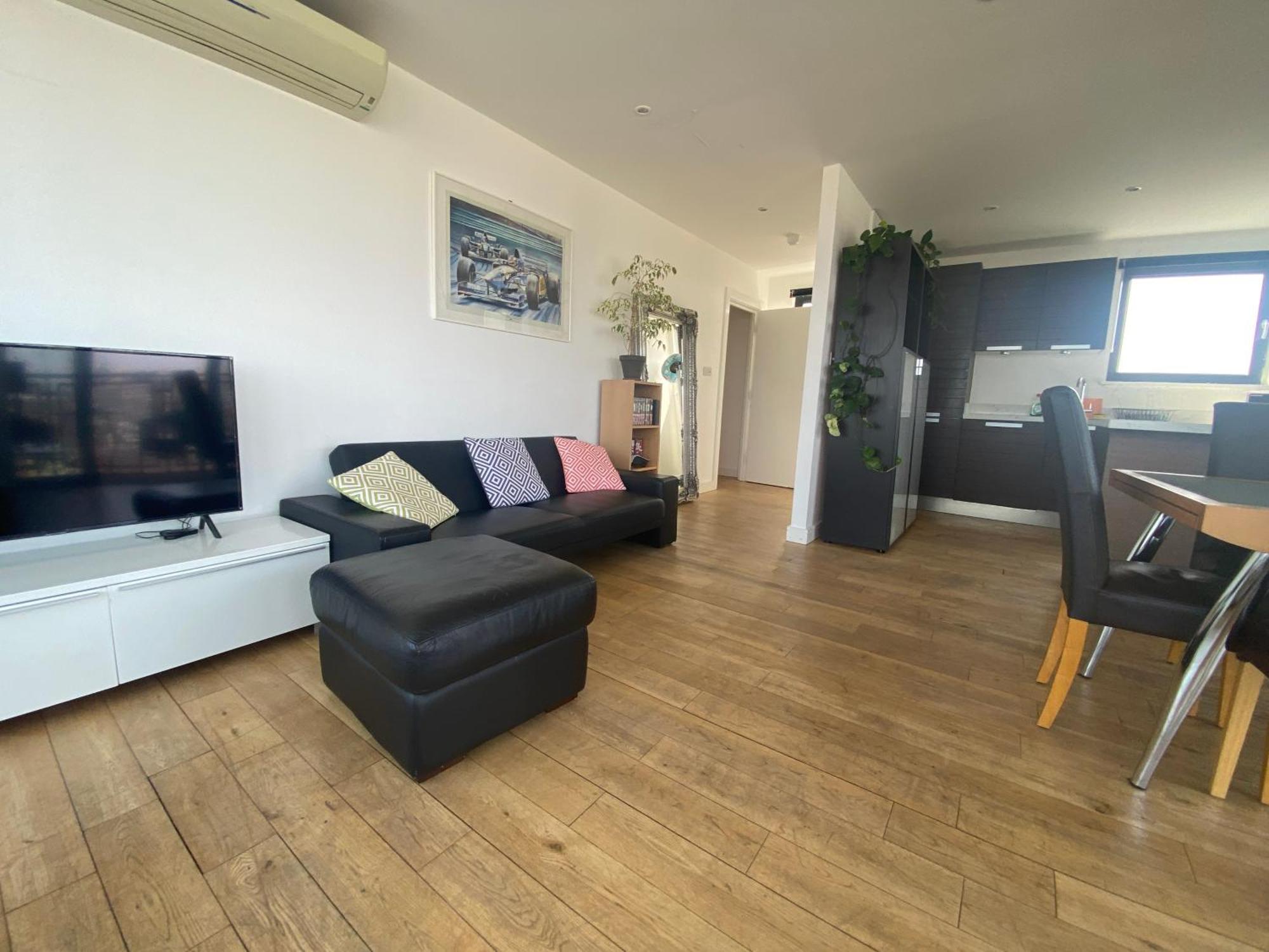 Penthouse In Battersea Amazing Views Of London Apartment ภายนอก รูปภาพ