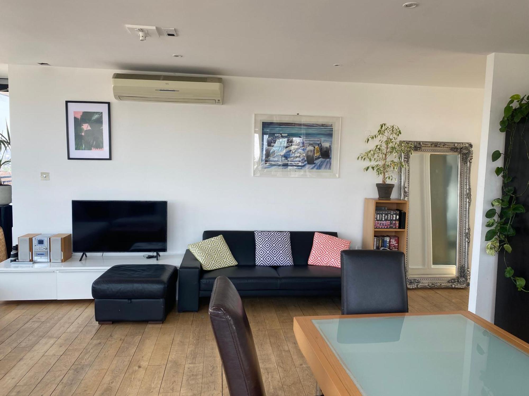 Penthouse In Battersea Amazing Views Of London Apartment ภายนอก รูปภาพ
